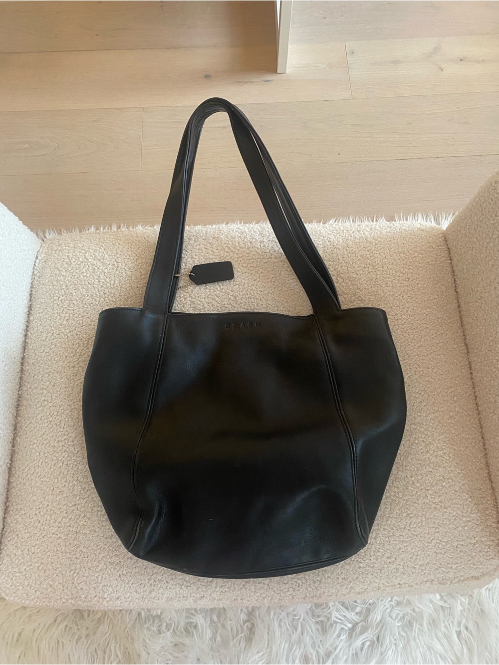 Vintage 1999 Coach Lexington Bucket Bag 4181 – Black Glove-Tanned Leather
